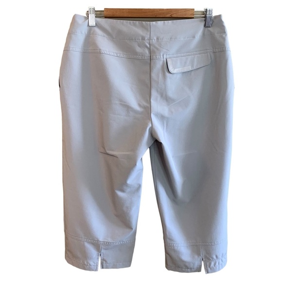 IZOD Golf Cool-FX Wide Leg Capris - Picture 2 of 10